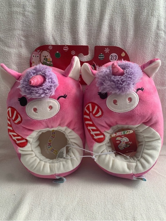 Squishmallows Other - NWT Squishmellow Christmas Unicorn Slippers, Size 2/3 Kids
